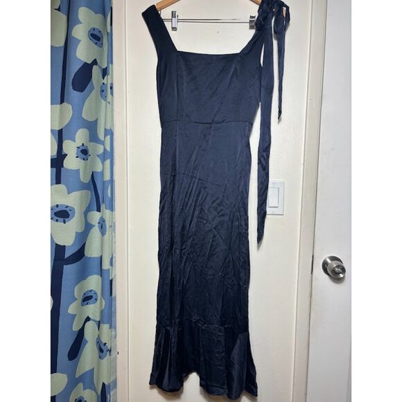Quince Washable Silk Square Neck Midi Dress Navy Blue Medium Minimalist Staple - Picture 2 of 5